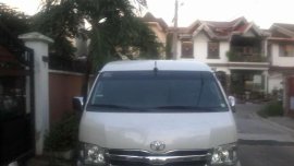 TOYOTA GL Grandia Year model 2014