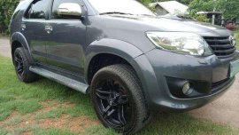 Toyota Fortuner 2.5G manual diesel 2013 for sale