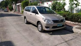 2012 TOYOTA Innova e manual 2013 series fresh
