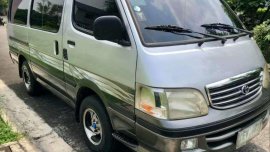 Selling Toyota Grandia GL 2002 manual gas
