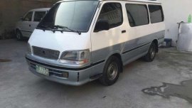 Toyota Hiace Commuter van 1997 model local