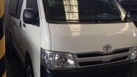2013 Toyota Hi ace Commuter FOR SALE