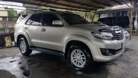 2014 model Toyota Fortuner V 4x4 AT 3.0 Diesel Top of the Line