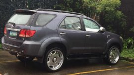 2006 Toyota Fortuner gas FOR SALE