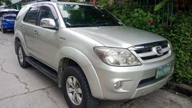 Toyota Fortuner G 2.7 gas Well maintained 2006