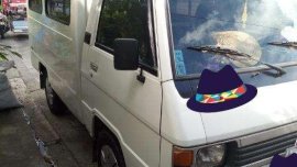 2006 Mitsubishi L300 FB deluxe