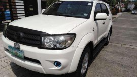 TOYOTA Fortuner 2010 Diesel automatic excellent condition