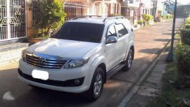 RUSH SALE Toyota Fortuner Diesel AT Acquired 2012