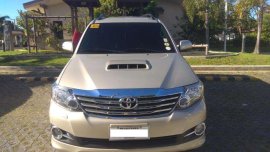 Toyota Fortuner V 2015 Diesel (AT) FOR SALE