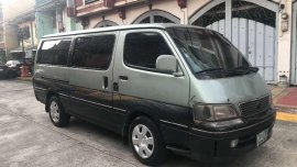 2000 Toyota Hiace Grandia 3.0 local mt disel 