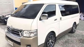 TOYOTA SUPER GRANDIA A/T DIESEL 2015