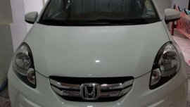 2016 Honda Brio Amaze AT 13V Navi Top of the line