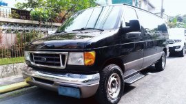 Almost brand new Ford E-150 Gasoline 2003