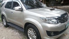 Toyota Fortuner G manual Diesel turbo 2013model