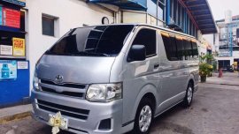 Rush Sale Toyota Hiace Commuter 2014