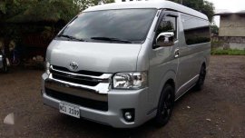 Toyota gl Grandia AT 3.0 2016 model