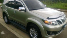 For sale only 2012 TOYOTA Fortuner Manual Diesel 4x2