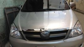 TOYOTA Innova J 2008 model