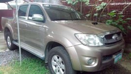 Toyota Hilux 2011mdl automatic 4x4 pick up