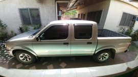 2002 Nissan Frontier 4x2 MT Limited Edition 