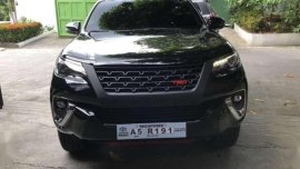 2018 TOYOTA Fortuner v 4x4 plus Trd and Rim 