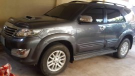 Lady owner 2013 TOYOTA FORTUNER