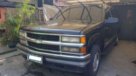 2005 Chevrolet SUBURBAN automatic AT