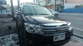 2010 Toyota Fortuner G Gas Automatic FOR SALE