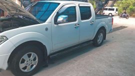 Nissan Navara 4x2 LE 2011 for sale 