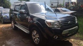 Rush sale! 2013 Ford Everest 2.5 Limited MANUAL 