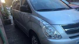 2010 HYUNDAI Starex FOR SALE
