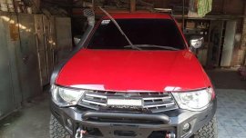 Mitsubishi Strada 2012model 4x4 manual