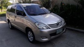 2009 TOYOTA Innova E diesel manual