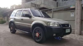 2004 Ford Escape Xlt 4x4 auto FOR SALE