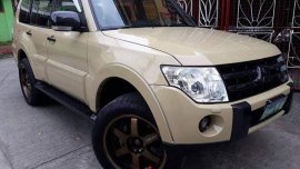 Mitsubishi Pajero 2008 Diesel Automatic Beige