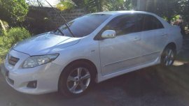 2010 Toyota Altis 16V pearl white FOR SALE