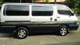 1999 model Toyota Hiace Grandia FOR SALE