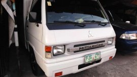 2014s Mitsubishi FB L300 Turbo Diesel Dual Aircon