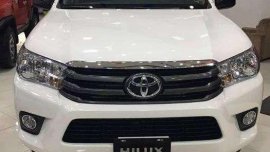 NEW TOYOTA HILUX 4X2 E M/T 2018