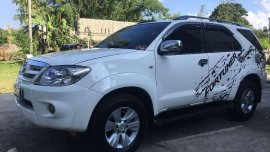 Toyota Fortuner 2.7g 4x2 2007 model Gas