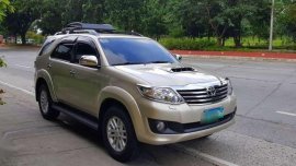 2014 Toyota Fortuner V 4x2 matic diesel FOR SALE