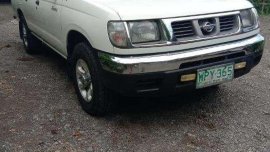 Nissan Frontier 4x2 manual diesel 2000 for sale 