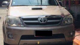 SELLING Toyota Fortuner 2006 