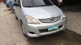 TOYOTA Innova e 2010 diesel FOR SALE