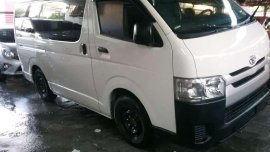 2017 TOYOTA HI ACE COMMUTER 3.0 Manual Transmission