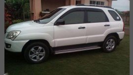 Kia Sportage 2009 White Diesel 2.0 CRDi FOR SALE