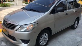 FOR SALE!!! Toyota Innova E gas 2012