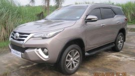 SELLING TOYOTA Fortuner v 2017 matic
