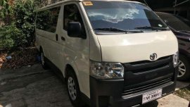 2017 TOYOTA HIACE COMMUTER manual diesel lowest price
