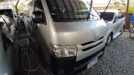 2016 TOYOTA Hi Ace Commuter 2.5 Manual Transmission